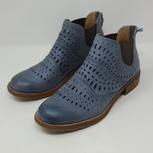 sofft brenley bootie